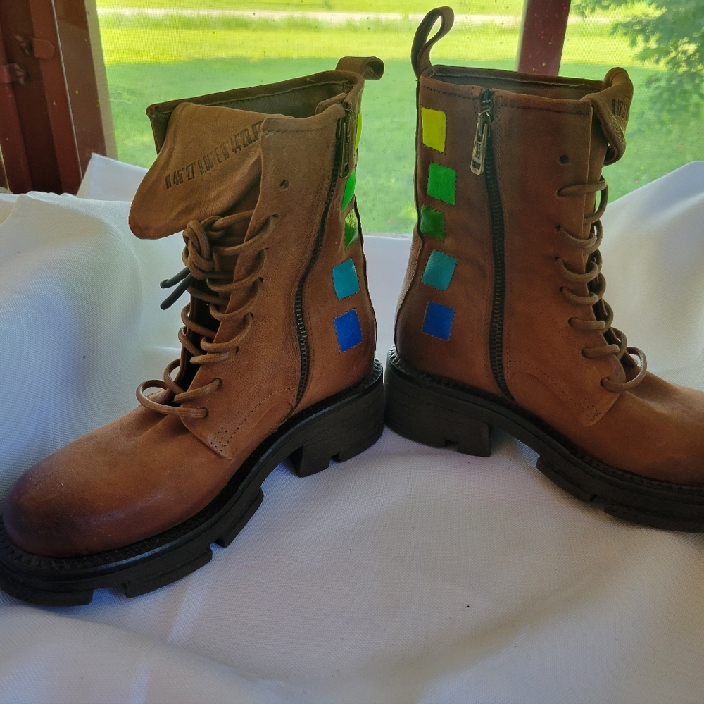 A.S.98 Womens Leather Lockwood Combat Boots, Handpainted OOAK, EU 36/US 5.5-6 - Picture 11 of 13